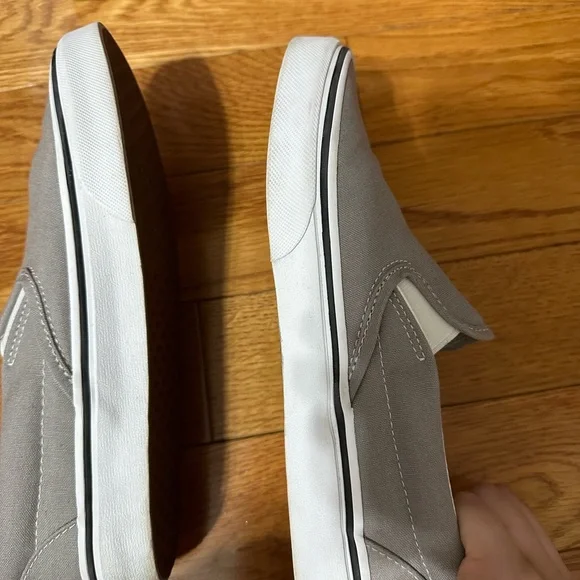 Women’s Gray Slip On Vans Size 7.5 - Picture 12 of 15
